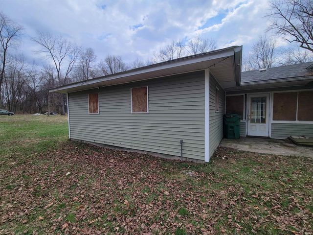 24713 Penwell Avenue, Elkhart, IN 46516