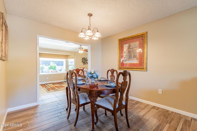 10719 W CAMELOT Circle, Sun City, AZ 85351