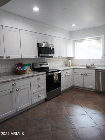 10719 W CAMELOT Circle, Sun City, AZ 85351