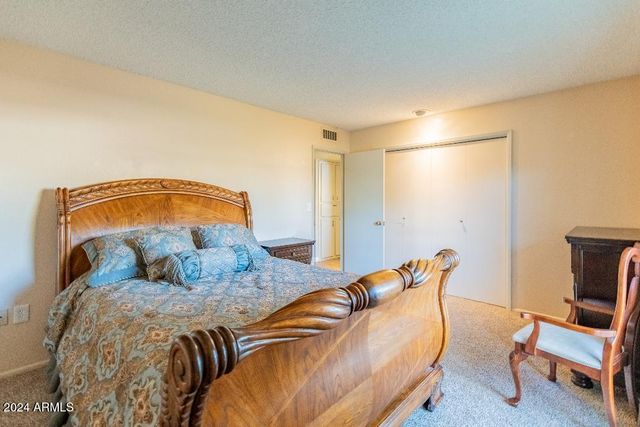 10719 W CAMELOT Circle, Sun City, AZ 85351