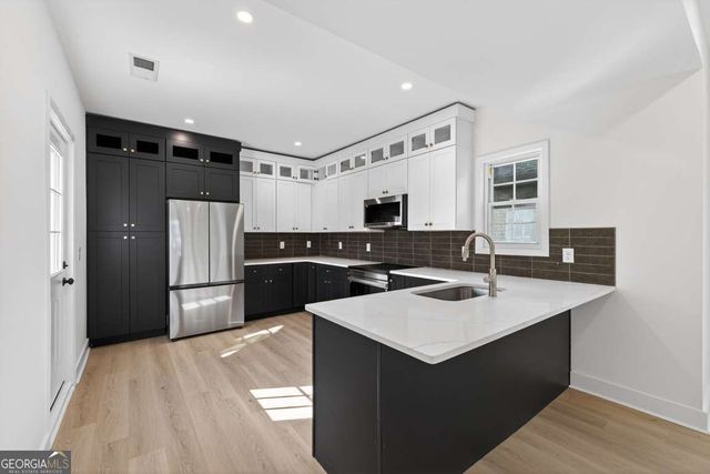 1046 Mayson Turner Road NW, Atlanta, GA 30314