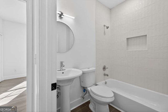 1046 Mayson Turner Road NW, Atlanta, GA 30314