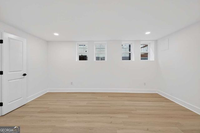 1046 Mayson Turner Road NW, Atlanta, GA 30314