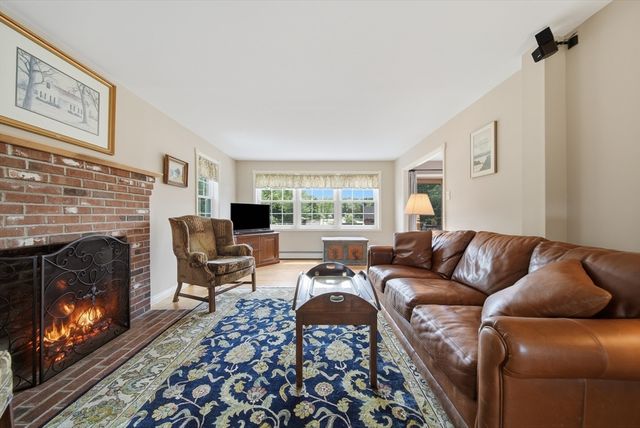 1394 Main St, Lancaster, MA 01523