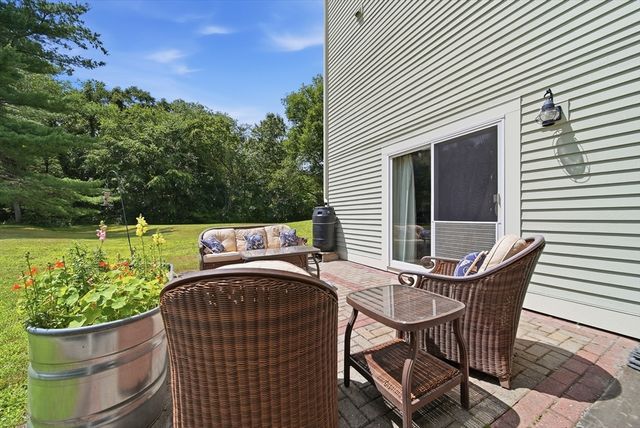 1394 Main St, Lancaster, MA 01523