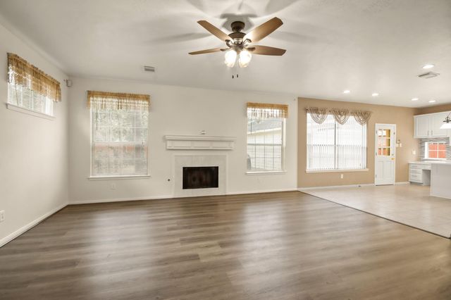 111 S Dreamweaver Circle, Cypress, TX 77380