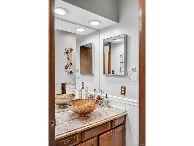 3450 E 128th Pl, Thornton, CO 80241