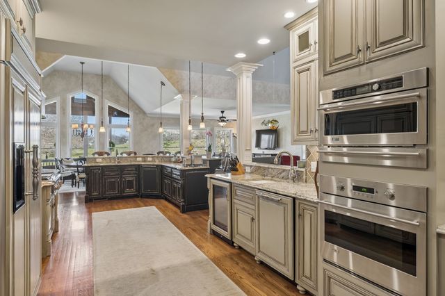 520 Montridge Ct, Franklin, TN 37067