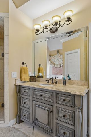 520 Montridge Ct, Franklin, TN 37067