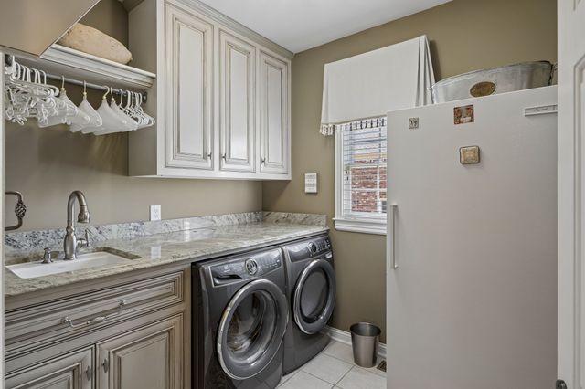 520 Montridge Ct, Franklin, TN 37067