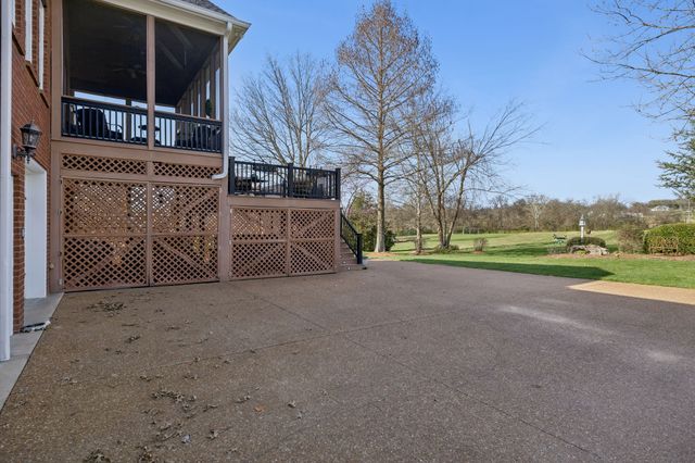 520 Montridge Ct, Franklin, TN 37067