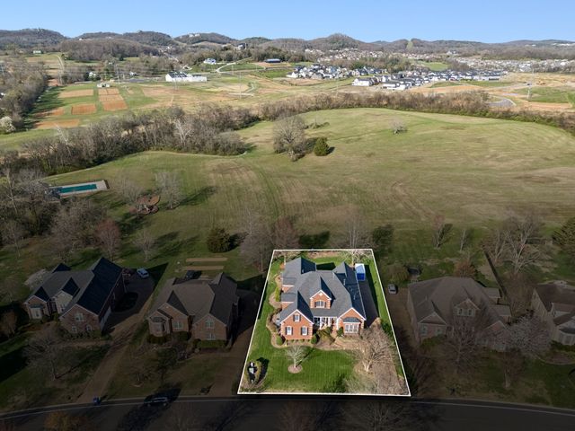 520 Montridge Ct, Franklin, TN 37067
