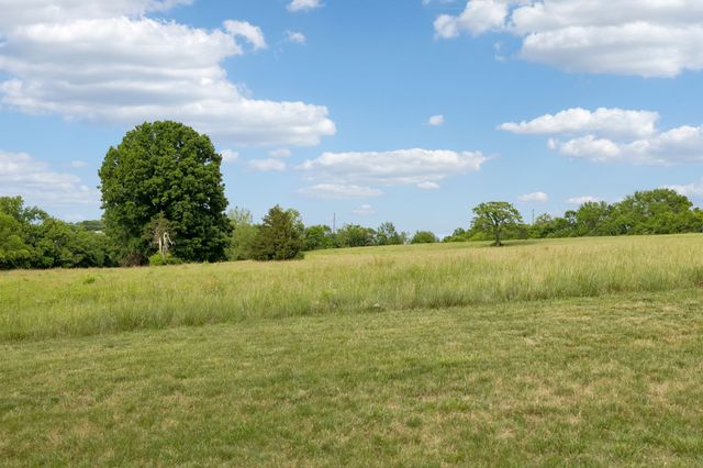 520 Montridge Ct, Franklin, TN 37067