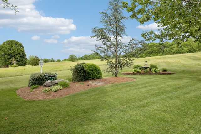 520 Montridge Ct, Franklin, TN 37067