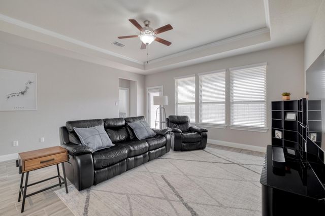 133 Cascata WAY, Liberty Hill, TX 78642