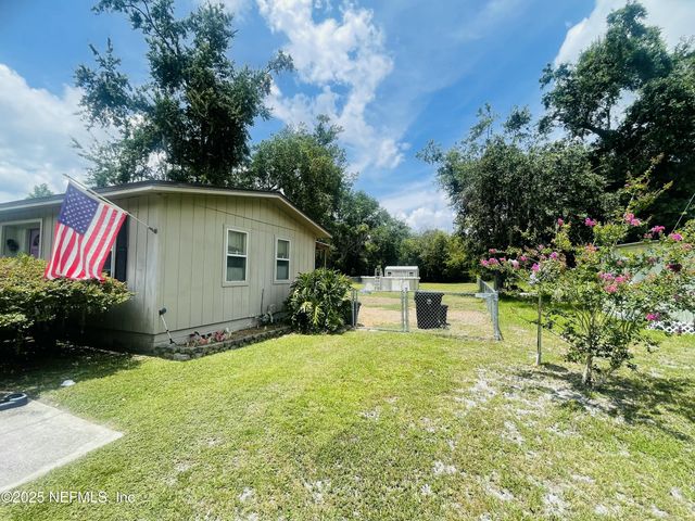 737 S EPPERSON Street, Starke, FL 32091
