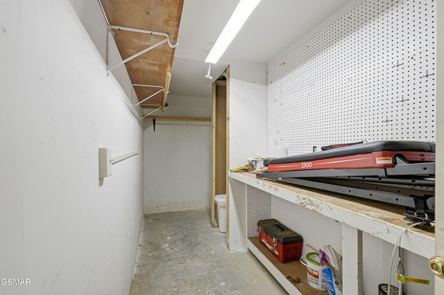 2206 Castle Rise Way, Sevierville, TN 37862