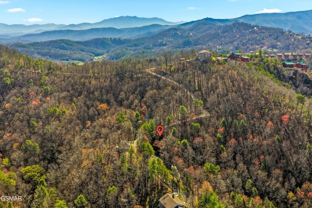 2206 Castle Rise Way, Sevierville, TN 37862