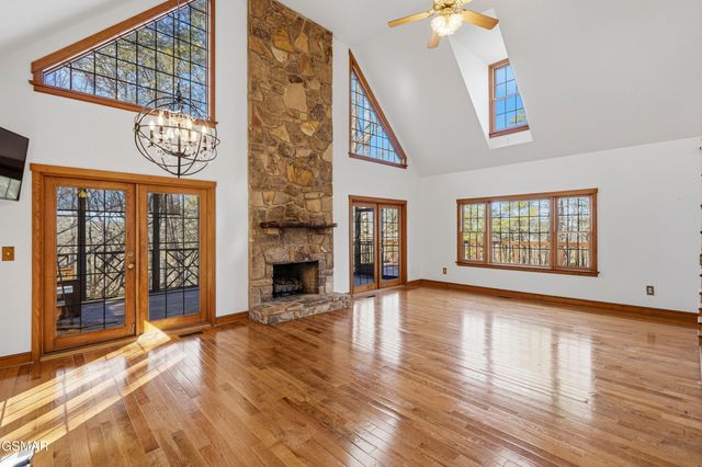 2206 Castle Rise Way, Sevierville, TN 37862