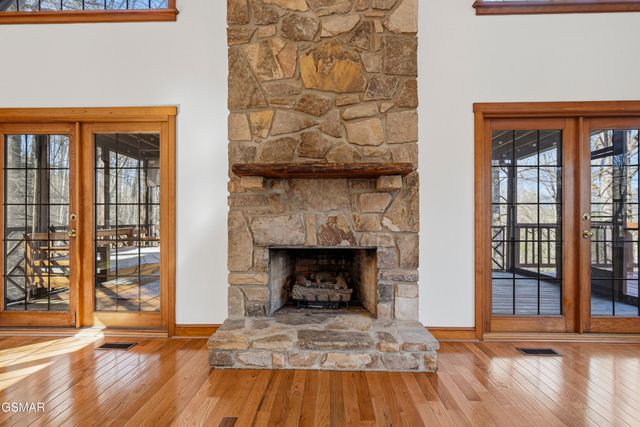 2206 Castle Rise Way, Sevierville, TN 37862