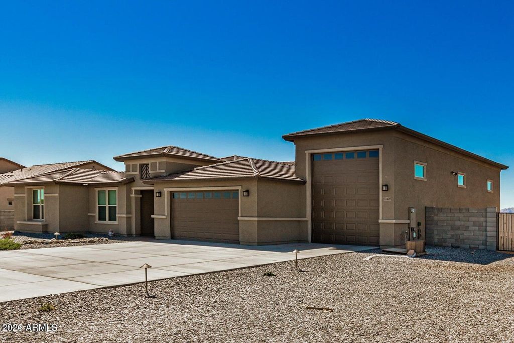24415 W BAKER Drive, Wittmann, AZ 85361 — photo 4