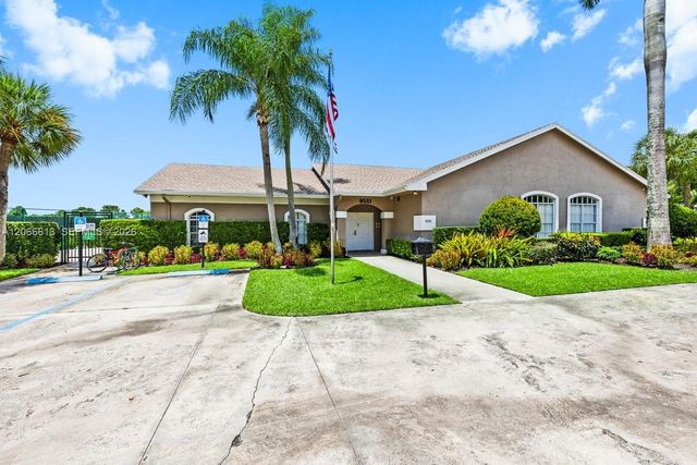 9370 Boca Gardens Parkway D, Boca Raton, FL 33496