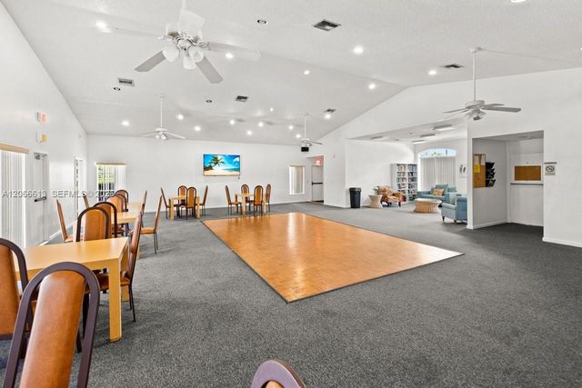 9370 Boca Gardens Parkway D, Boca Raton, FL 33496