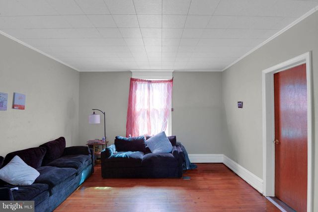 228 PLEASANT ST E, Hammonton, NJ 08037