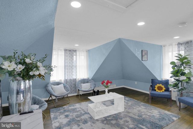 228 PLEASANT ST E, Hammonton, NJ 08037