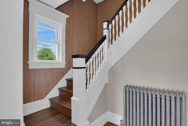 228 PLEASANT ST E, Hammonton, NJ 08037