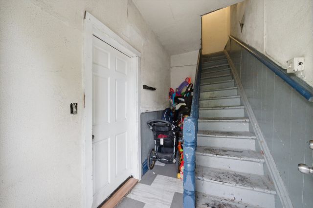 8914 S Exchange Avenue, Chicago, IL 60617