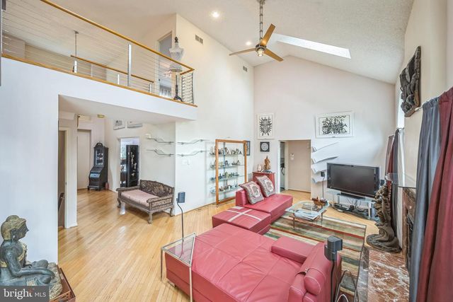 1334 MALLARD CIR, Warminster, PA 18974