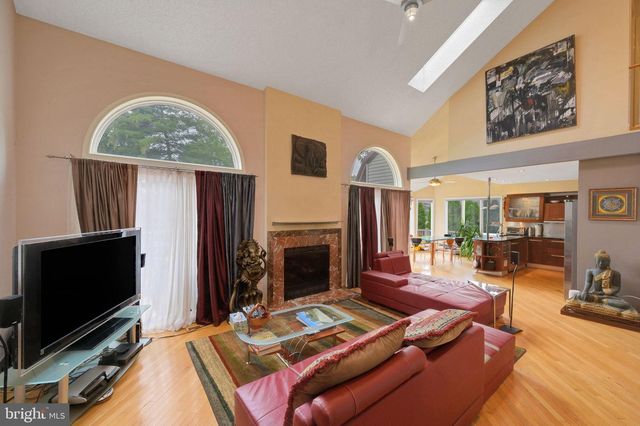 1334 MALLARD CIR, Warminster, PA 18974
