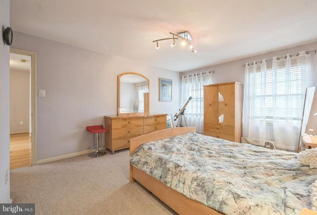 1334 MALLARD CIR, Warminster, PA 18974