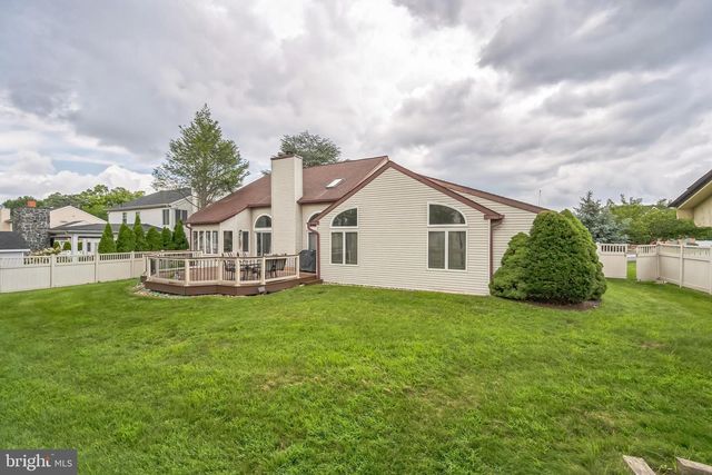 1334 MALLARD CIR, Warminster, PA 18974