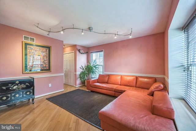 1334 MALLARD CIR, Warminster, PA 18974