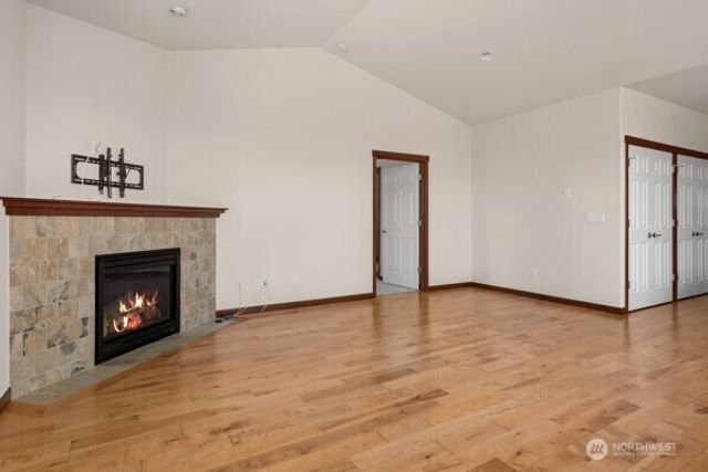1844 SW Aberdeen Court, Oak Harbor, WA 98277