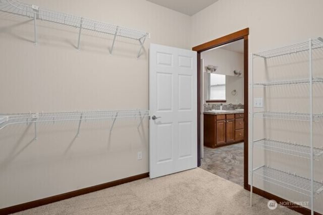 1844 SW Aberdeen Court, Oak Harbor, WA 98277