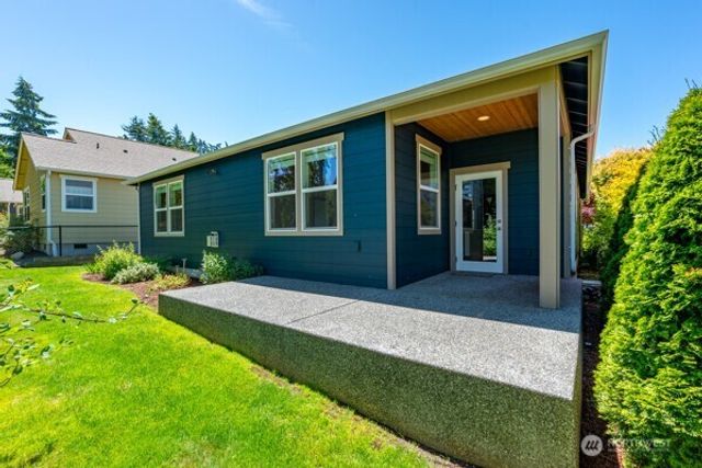 1844 SW Aberdeen Court, Oak Harbor, WA 98277