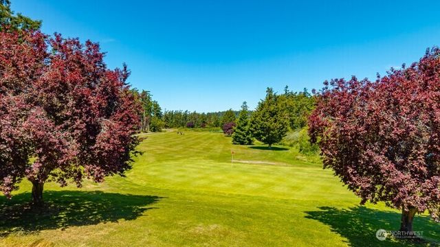 1844 SW Aberdeen Court, Oak Harbor, WA 98277