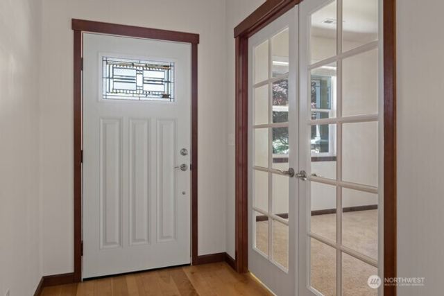 1844 SW Aberdeen Court, Oak Harbor, WA 98277
