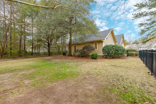 101 Hedgerose Lane, Dothan, AL 36305