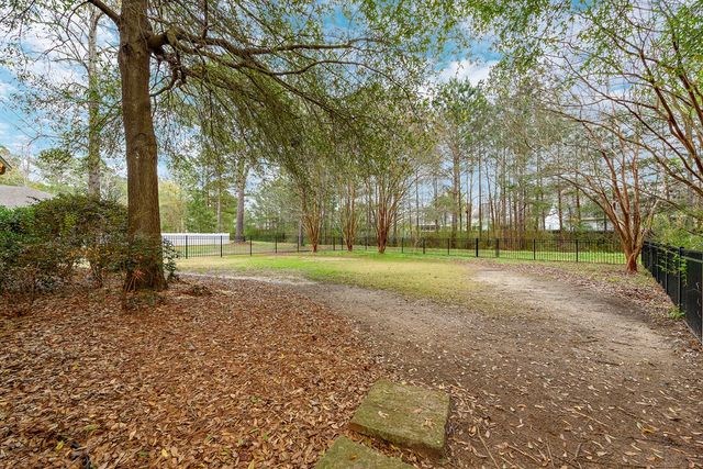 101 Hedgerose Lane, Dothan, AL 36305