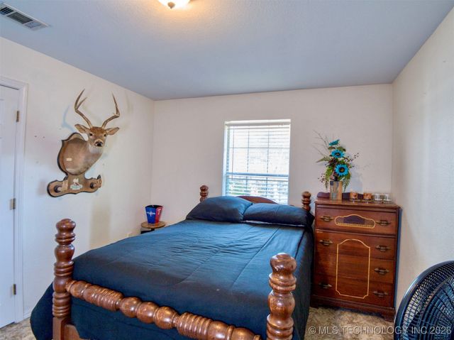 105 Quail Ridge Road, Durant, OK 74701