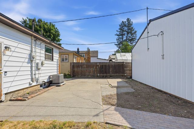 3823 W Princeton Ave, Spokane, WA 99205