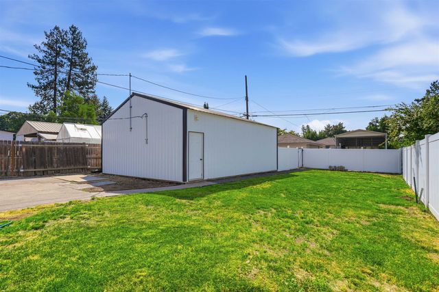 3823 W Princeton Ave, Spokane, WA 99205