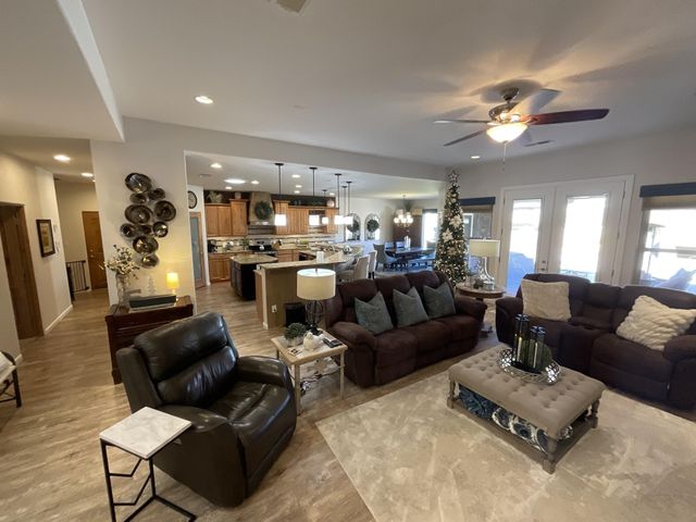 12175 Del Rey Avenue NE, Albuquerque, NM 87122