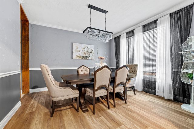 703 W Laverne Drive, Nixa, MO 65714