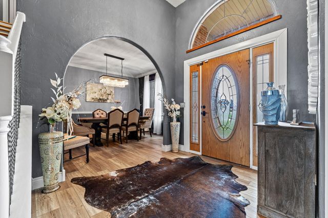 703 W Laverne Drive, Nixa, MO 65714