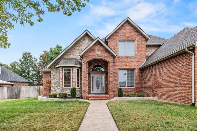 703 W Laverne Drive, Nixa, MO 65714